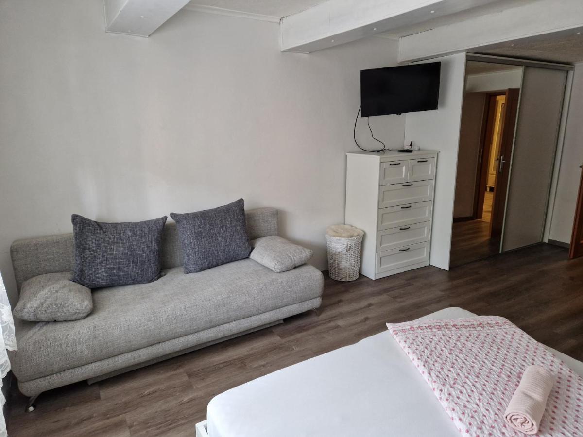 Apartmany St. Maria Staré Hory エクステリア 写真